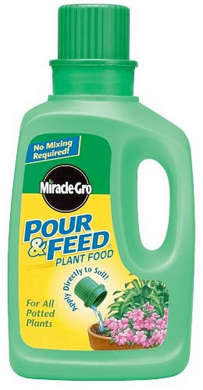 Scotts Miracle-Gro Pour & Feed Liquid Plant Food 32oz Bottle