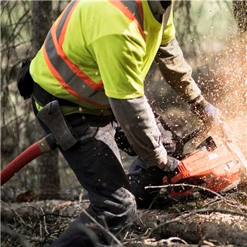 Husqvarna 565 - 20" Bar Chainsaw - Image 3