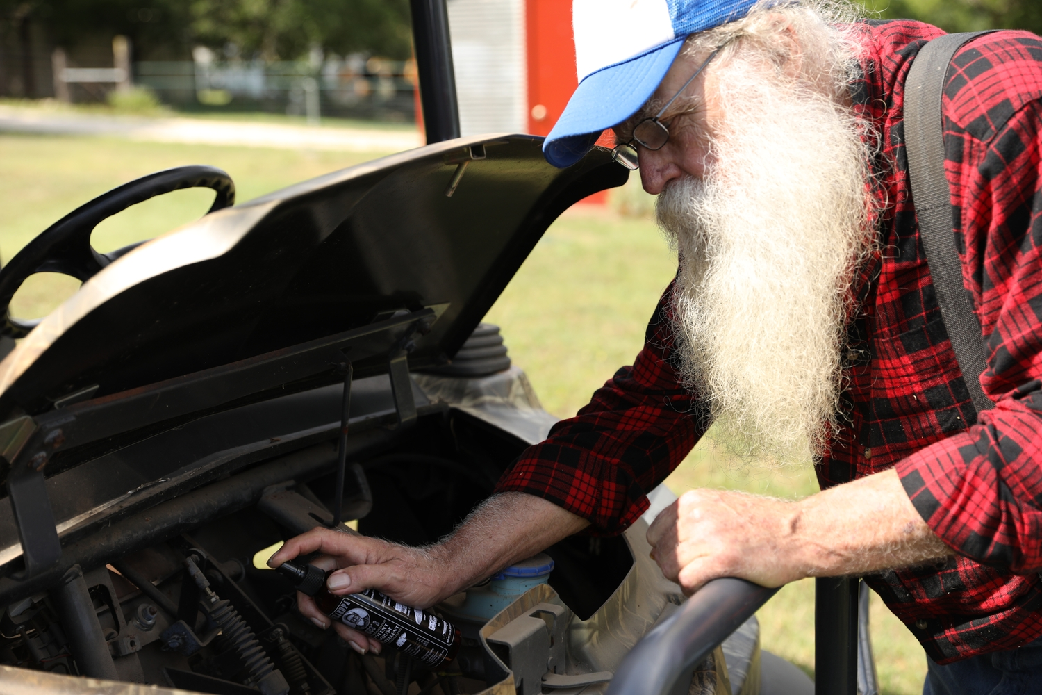 Grandpa Gus's Liquid Potent Mouse Repellent - 8 oz - Image 4