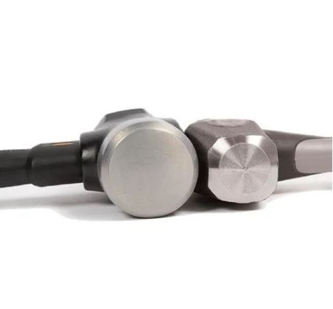 Fiskars 36" IsoCore⢠8 lb Wood Splitting Maul - Image 3