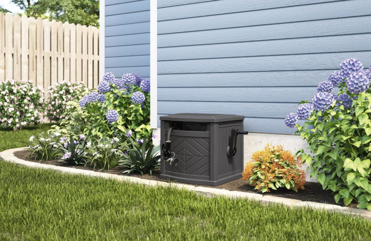 Suncast 150 ft. Hose Hideaway, Peppercorn - Image 2