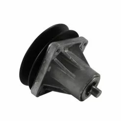 Cub Cadet Spindle Assembly - Pulley: 5" Diameter